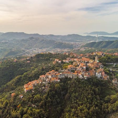 La Luna Nel Castello Vezzano Ligure Zewnętrze zdjęcie